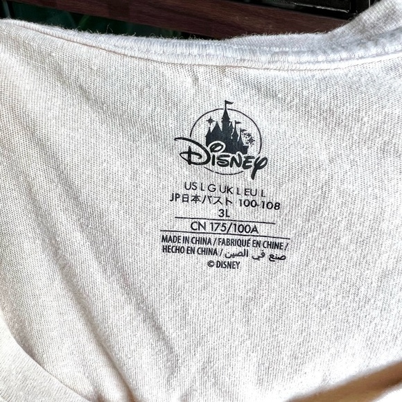 Woman’s Walt Disney World Micky Mouse tee shirt - Picture 2 of 16